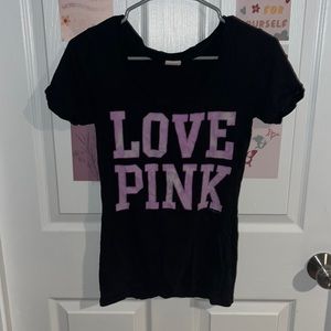 VS pink tshirt💗
